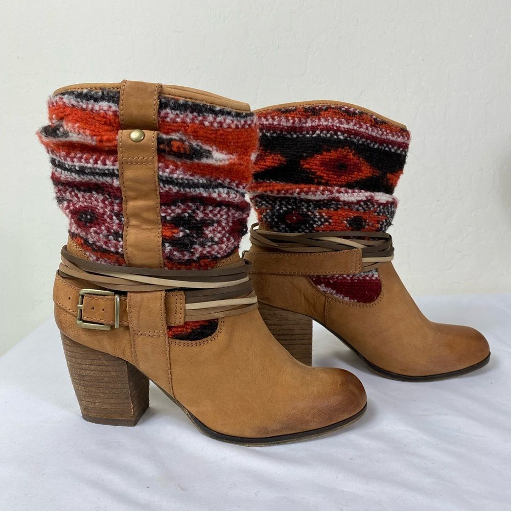 Steve Madden Tolteca Southwestern Boho mid calf boots 7 wool cuff